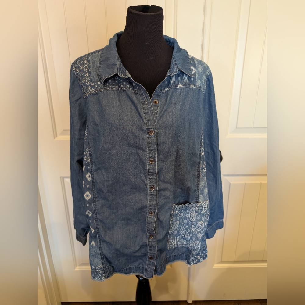 LOGO Lavish Blue Raw Edge Button Down Top